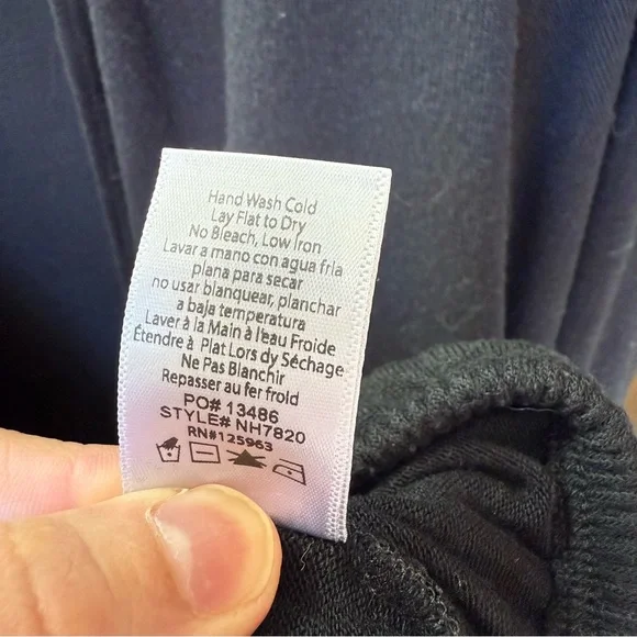 Beyond yoga, black woman’s wrapped up pullover sweatshirt, top size medium - Picture 15 of 15